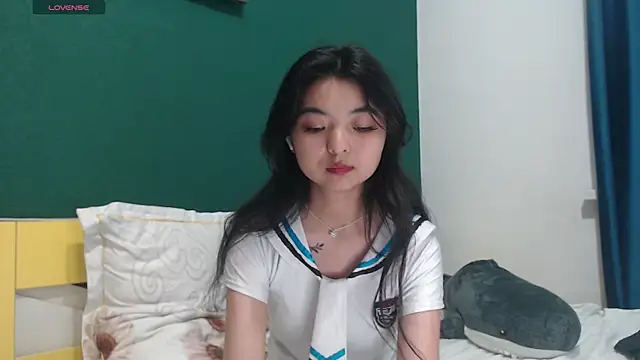 Shy_Kira webcam