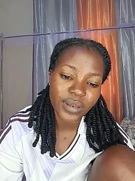TrishaKalid webcam