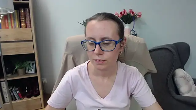 sweetxLizzy playful cock rating model
