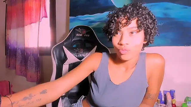 bad_girl_xxx webcam