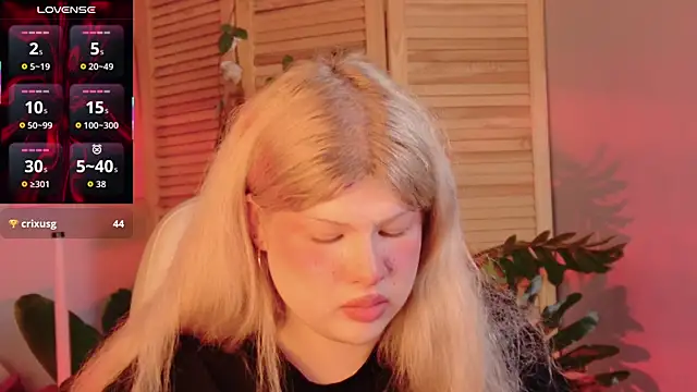 LilithNlsn ahegao face closeup