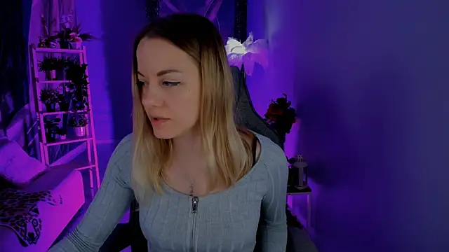 VireliaMoonfall webcam