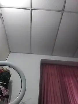 Kkjjjjnbbj webcam