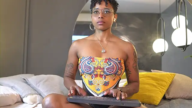 kelly_thomson webcam
