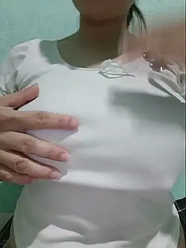 Shine_Mai webcam