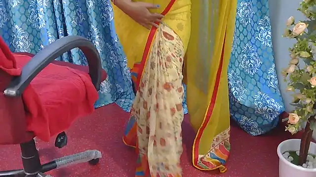 Mallu_Manisha webcam