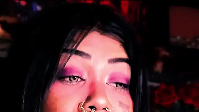 indian_dreamgirl webcam