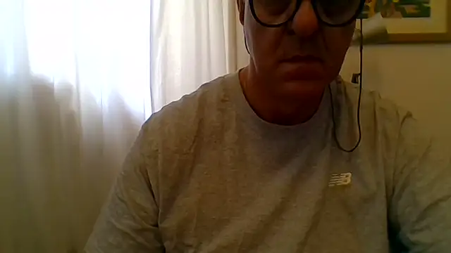 ANONIMO7735 webcam