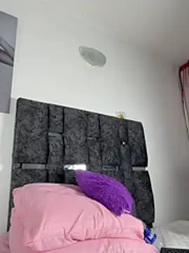 Natasharuso webcam