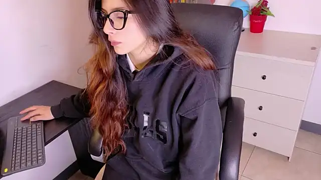 Adrianna5_ webcam