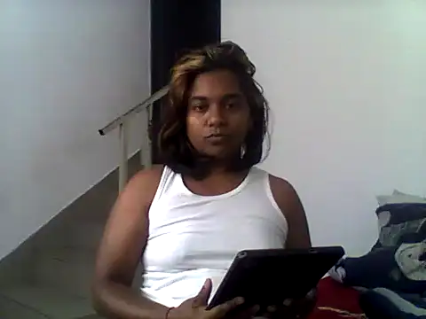 MiaReed667 webcam