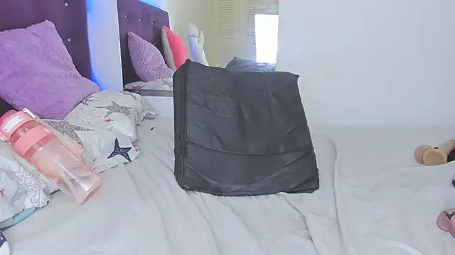 veronicaa_squirt live cam