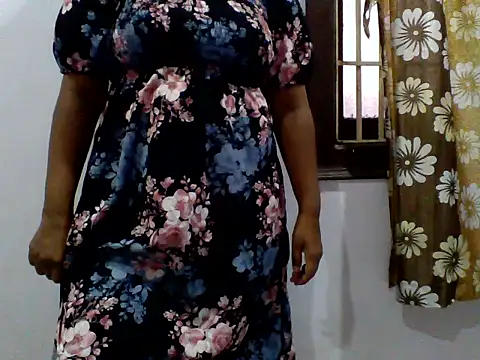 Angel_honeybear_143 webcam