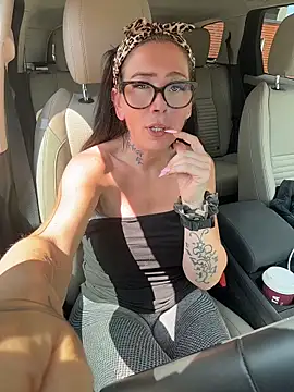 Its_Lush_Lily