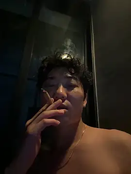 YourBadboy718 webcam