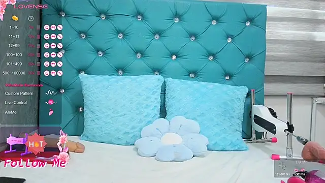 MAARYMOON webcam