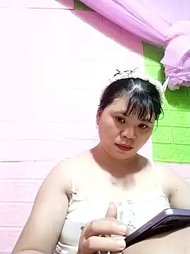 Xuka_lyss webcam