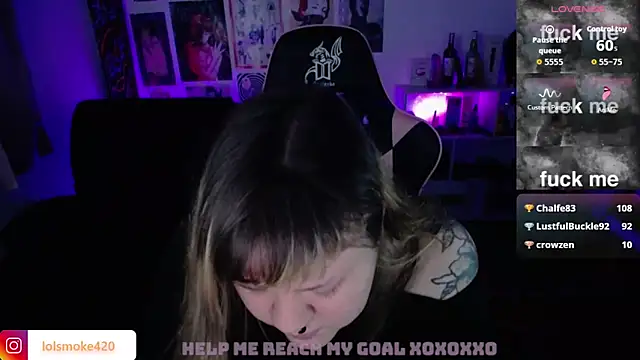Bdsm_and_fries webcam