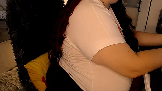 SilkQueenn webcam