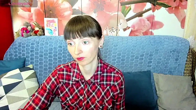 TayanaJons webcam