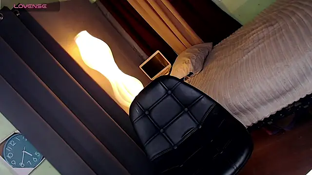 Creamycum_celinexx webcam