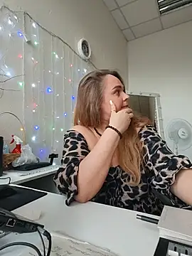 Juicy_PeachLux webcam