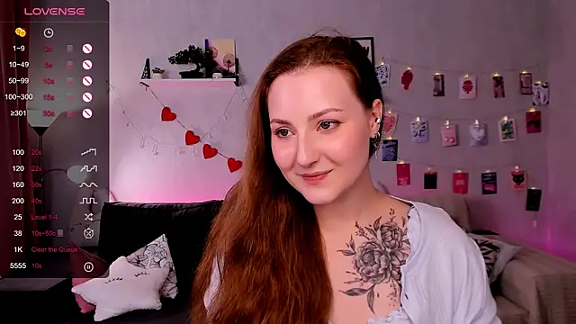 velvet_cherry_ webcam