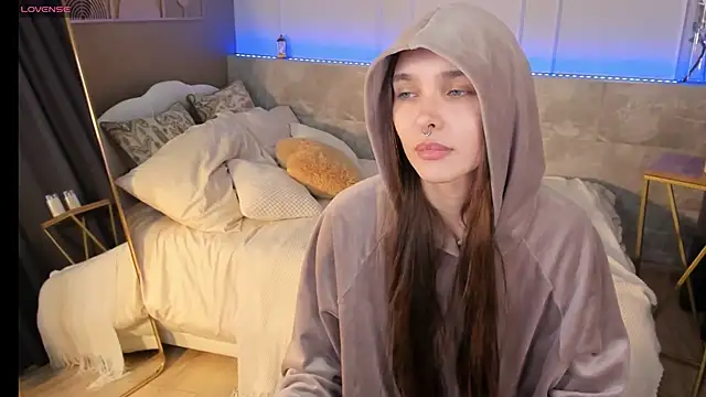 ChloeSunny webcam