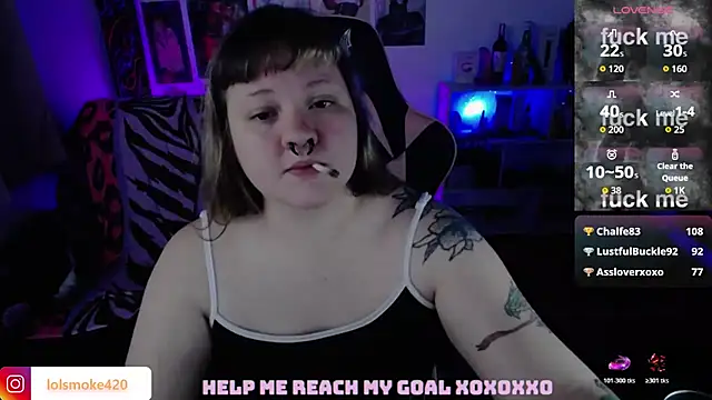 Bdsm_and_fries webcam
