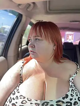 LadyDreams11 webcam