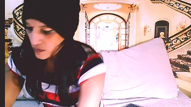 IndianSexcSmyle webcam