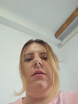 KarlyGray10 webcam