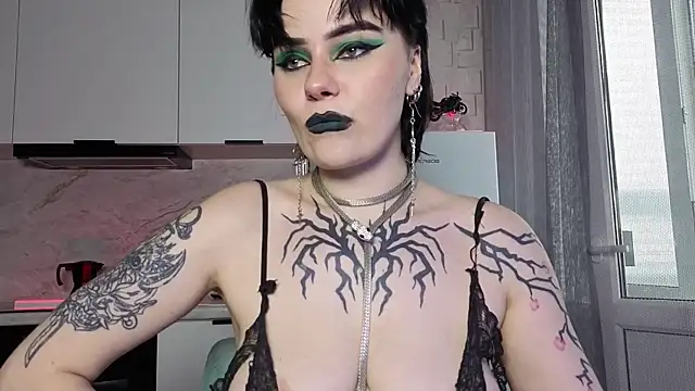 IntrigueYourDay webcam
