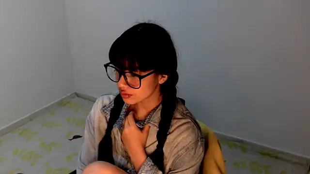 meganmiauu webcam