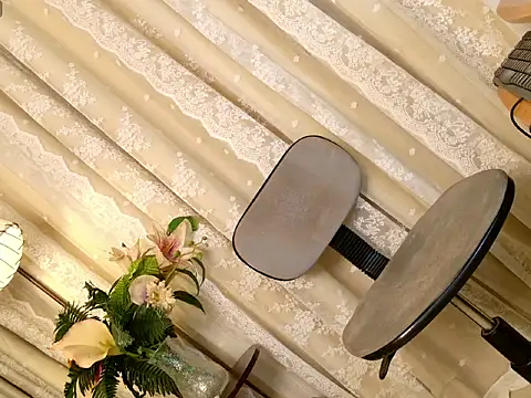 PrettyStranger webcam
