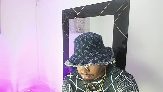 Rpoolrboy webcam