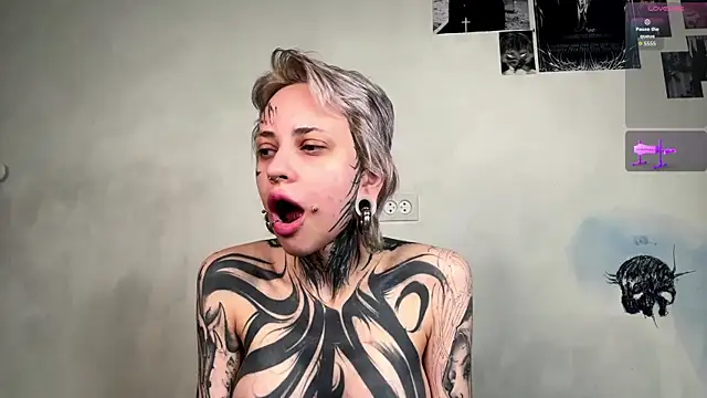 KizzieSherbert webcam
