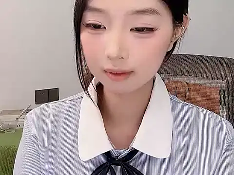 Yoyo33355 webcam