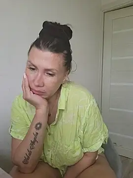 ROXOLANAA_SEXY webcam