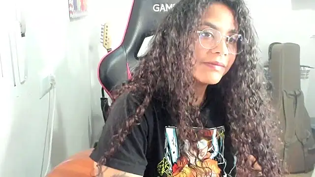 Ama_music webcam