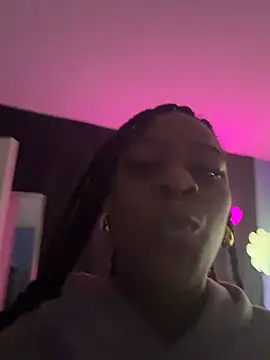 GirthGoddessCoco webcam
