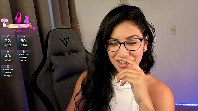 chloebum_ webcam