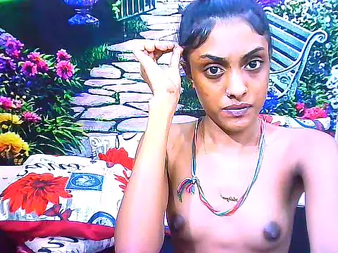 IndianPretty14u2Luv webcam