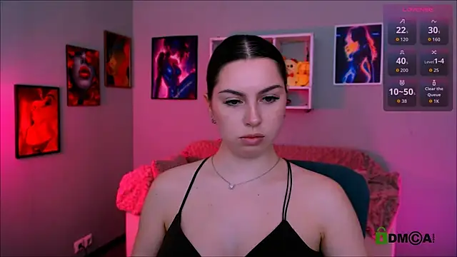 amalialowell webcam
