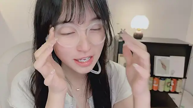 Onechestnut webcam
