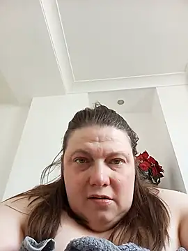 hothornyemmax - HotHornyEmmaX's free webcam - UK Sex Cams