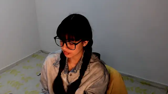 meganmiauu webcam