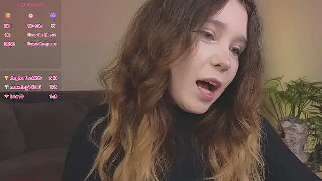 Lina_Glow webcam
