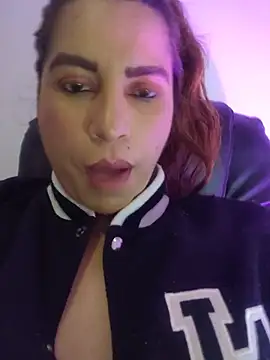 naty_hot4uu webcam