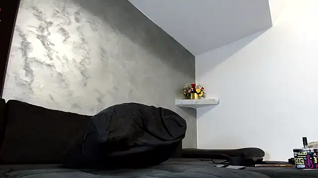 Kataleya_Eva webcam